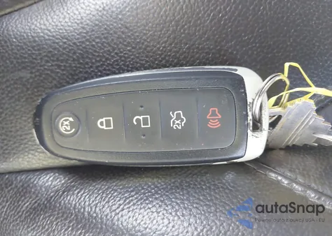 2016 Ford Focus Titanium из США, поврежденный, VIN 1FADP3J26GL382371